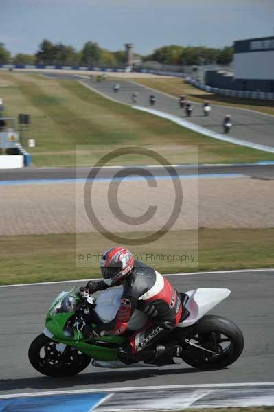 Motorcycle action photographs;Trackday digital images;donington;donington park leicestershire;donington photographs;event digital images;eventdigitalimages;no limits trackday;peter wileman photography;trackday;trackday photos