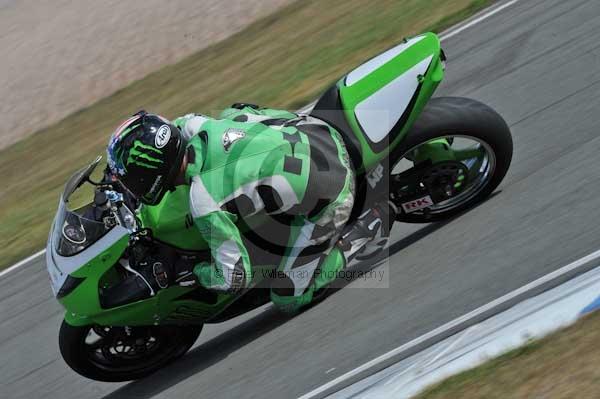Motorcycle action photographs;Trackday digital images;donington;donington park leicestershire;donington photographs;event digital images;eventdigitalimages;no limits trackday;peter wileman photography;trackday;trackday photos