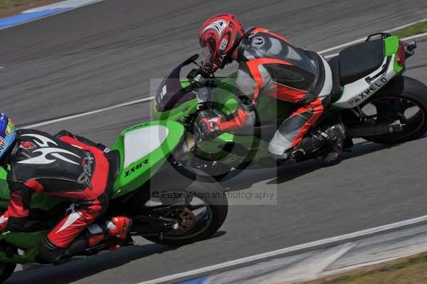 Motorcycle action photographs;Trackday digital images;donington;donington park leicestershire;donington photographs;event digital images;eventdigitalimages;no limits trackday;peter wileman photography;trackday;trackday photos