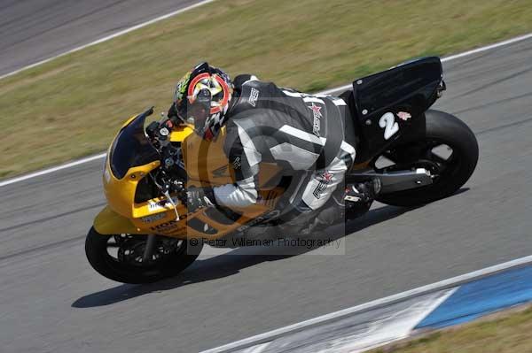 Motorcycle action photographs;Trackday digital images;donington;donington park leicestershire;donington photographs;event digital images;eventdigitalimages;no limits trackday;peter wileman photography;trackday;trackday photos