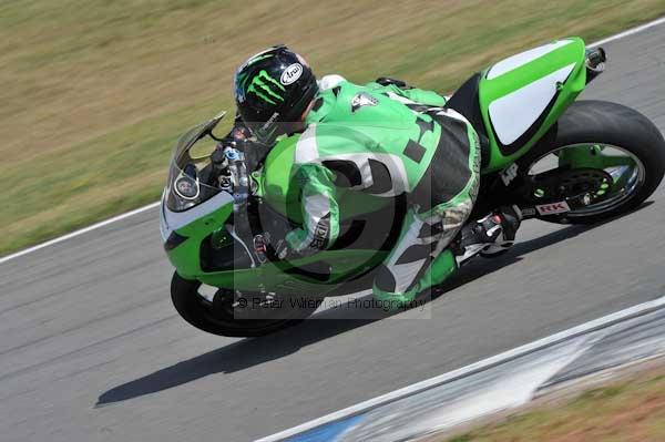 Motorcycle action photographs;Trackday digital images;donington;donington park leicestershire;donington photographs;event digital images;eventdigitalimages;no limits trackday;peter wileman photography;trackday;trackday photos