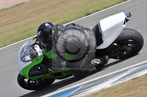 Motorcycle action photographs;Trackday digital images;donington;donington park leicestershire;donington photographs;event digital images;eventdigitalimages;no limits trackday;peter wileman photography;trackday;trackday photos
