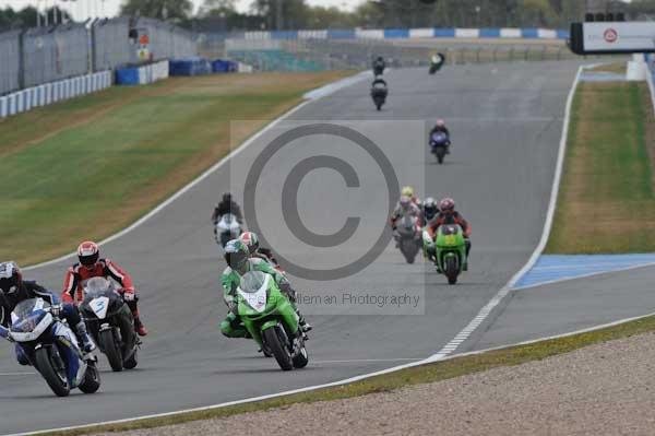 Motorcycle action photographs;Trackday digital images;donington;donington park leicestershire;donington photographs;event digital images;eventdigitalimages;no limits trackday;peter wileman photography;trackday;trackday photos