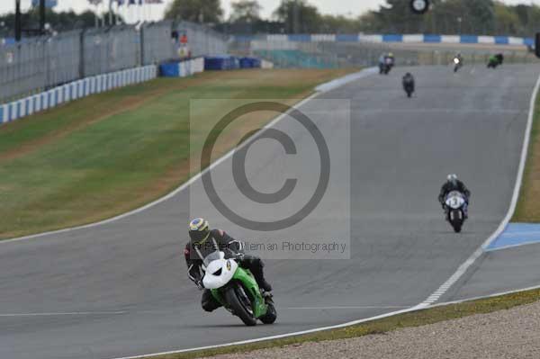 Motorcycle action photographs;Trackday digital images;donington;donington park leicestershire;donington photographs;event digital images;eventdigitalimages;no limits trackday;peter wileman photography;trackday;trackday photos
