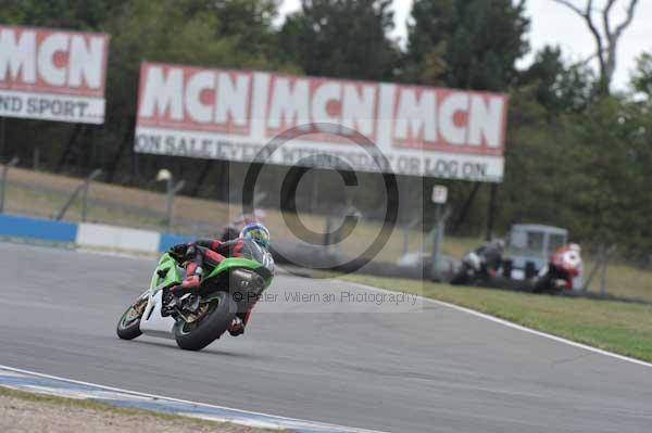 Motorcycle action photographs;Trackday digital images;donington;donington park leicestershire;donington photographs;event digital images;eventdigitalimages;no limits trackday;peter wileman photography;trackday;trackday photos