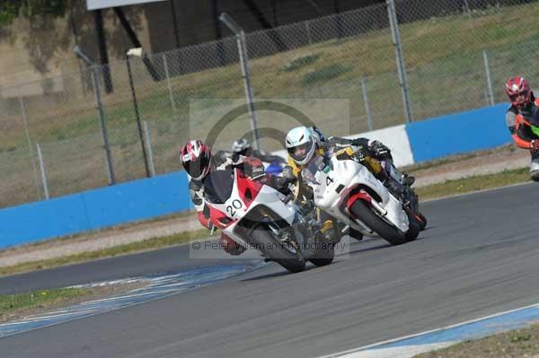 Motorcycle action photographs;Trackday digital images;donington;donington park leicestershire;donington photographs;event digital images;eventdigitalimages;no limits trackday;peter wileman photography;trackday;trackday photos