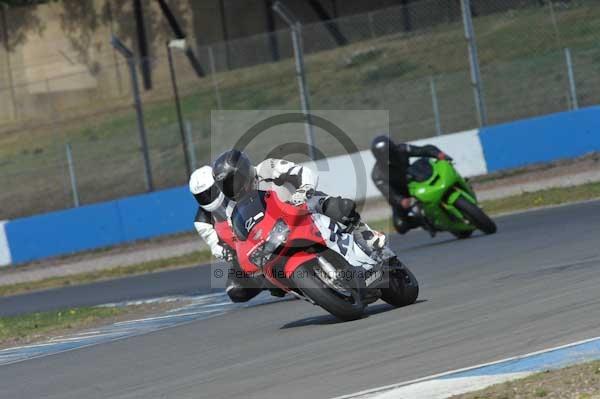 Motorcycle action photographs;Trackday digital images;donington;donington park leicestershire;donington photographs;event digital images;eventdigitalimages;no limits trackday;peter wileman photography;trackday;trackday photos