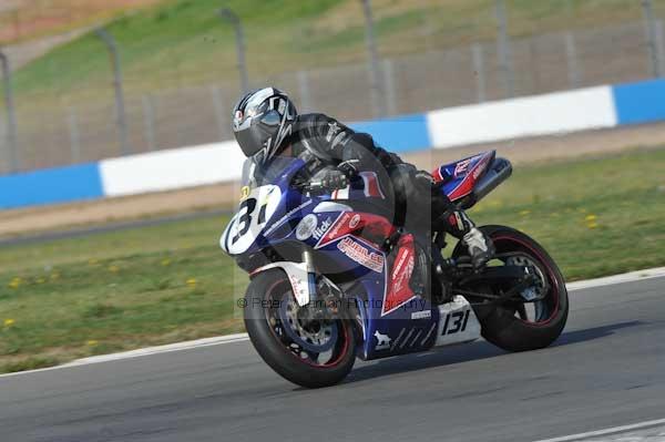 Motorcycle action photographs;Trackday digital images;donington;donington park leicestershire;donington photographs;event digital images;eventdigitalimages;no limits trackday;peter wileman photography;trackday;trackday photos