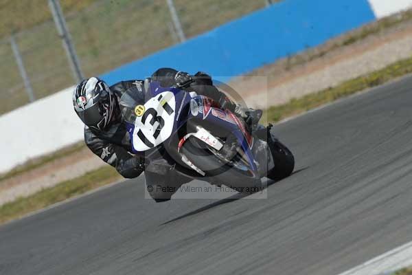 Motorcycle action photographs;Trackday digital images;donington;donington park leicestershire;donington photographs;event digital images;eventdigitalimages;no limits trackday;peter wileman photography;trackday;trackday photos
