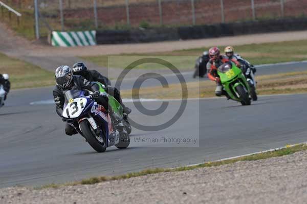 Motorcycle action photographs;Trackday digital images;donington;donington park leicestershire;donington photographs;event digital images;eventdigitalimages;no limits trackday;peter wileman photography;trackday;trackday photos