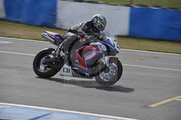 Motorcycle action photographs;Trackday digital images;donington;donington park leicestershire;donington photographs;event digital images;eventdigitalimages;no limits trackday;peter wileman photography;trackday;trackday photos