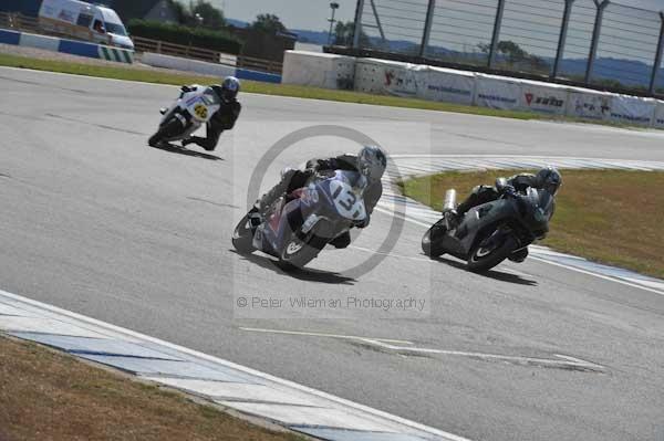 Motorcycle action photographs;Trackday digital images;donington;donington park leicestershire;donington photographs;event digital images;eventdigitalimages;no limits trackday;peter wileman photography;trackday;trackday photos