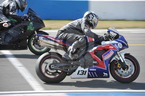 Motorcycle action photographs;Trackday digital images;donington;donington park leicestershire;donington photographs;event digital images;eventdigitalimages;no limits trackday;peter wileman photography;trackday;trackday photos