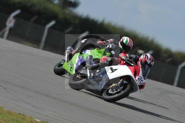Motorcycle action photographs;Trackday digital images;donington;donington park leicestershire;donington photographs;event digital images;eventdigitalimages;no limits trackday;peter wileman photography;trackday;trackday photos
