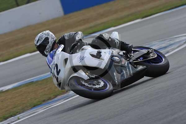 Motorcycle action photographs;Trackday digital images;donington;donington park leicestershire;donington photographs;event digital images;eventdigitalimages;no limits trackday;peter wileman photography;trackday;trackday photos