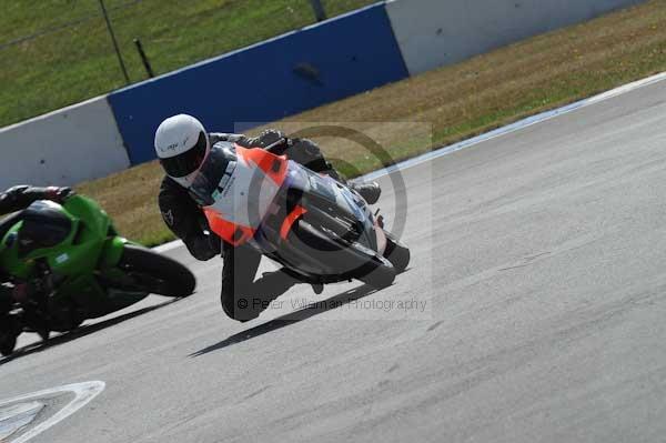 Motorcycle action photographs;Trackday digital images;donington;donington park leicestershire;donington photographs;event digital images;eventdigitalimages;no limits trackday;peter wileman photography;trackday;trackday photos