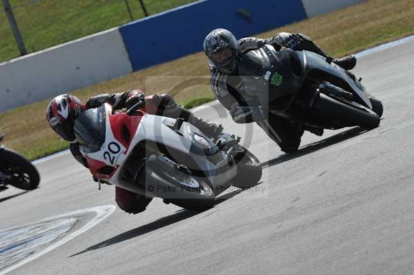 Motorcycle action photographs;Trackday digital images;donington;donington park leicestershire;donington photographs;event digital images;eventdigitalimages;no limits trackday;peter wileman photography;trackday;trackday photos