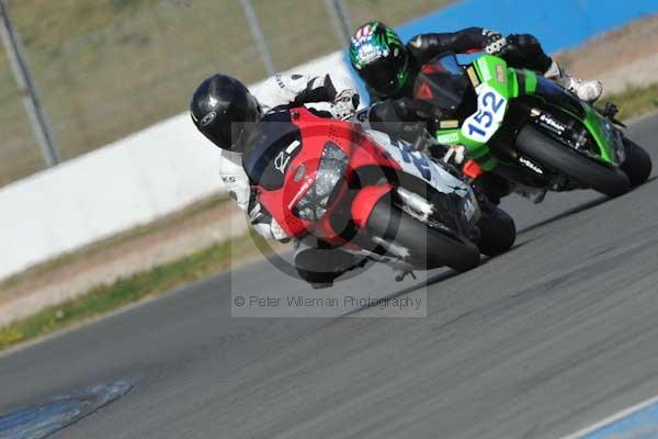 Motorcycle action photographs;Trackday digital images;donington;donington park leicestershire;donington photographs;event digital images;eventdigitalimages;no limits trackday;peter wileman photography;trackday;trackday photos