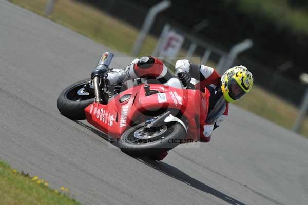 Motorcycle action photographs;Trackday digital images;donington;donington park leicestershire;donington photographs;event digital images;eventdigitalimages;no limits trackday;peter wileman photography;trackday;trackday photos