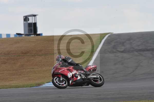 Motorcycle action photographs;Trackday digital images;donington;donington park leicestershire;donington photographs;event digital images;eventdigitalimages;no limits trackday;peter wileman photography;trackday;trackday photos