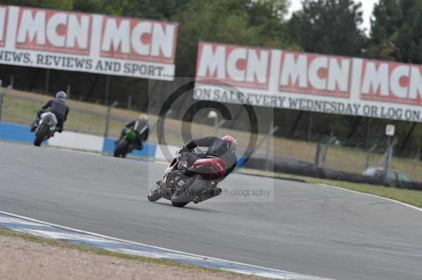 Motorcycle action photographs;Trackday digital images;donington;donington park leicestershire;donington photographs;event digital images;eventdigitalimages;no limits trackday;peter wileman photography;trackday;trackday photos