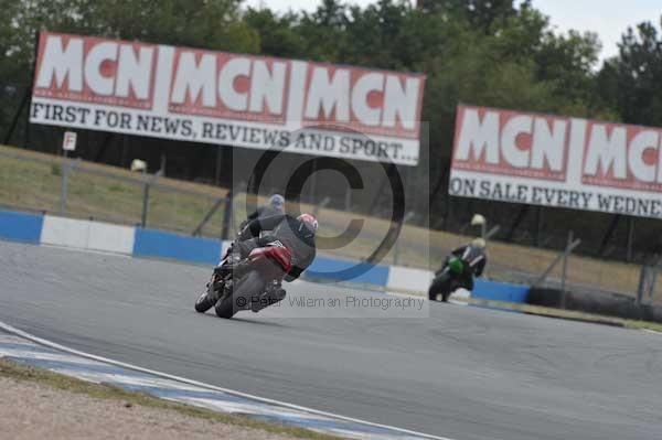 Motorcycle action photographs;Trackday digital images;donington;donington park leicestershire;donington photographs;event digital images;eventdigitalimages;no limits trackday;peter wileman photography;trackday;trackday photos