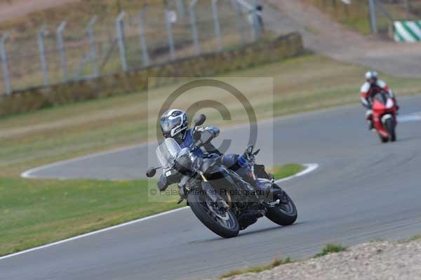 Motorcycle action photographs;Trackday digital images;donington;donington park leicestershire;donington photographs;event digital images;eventdigitalimages;no limits trackday;peter wileman photography;trackday;trackday photos