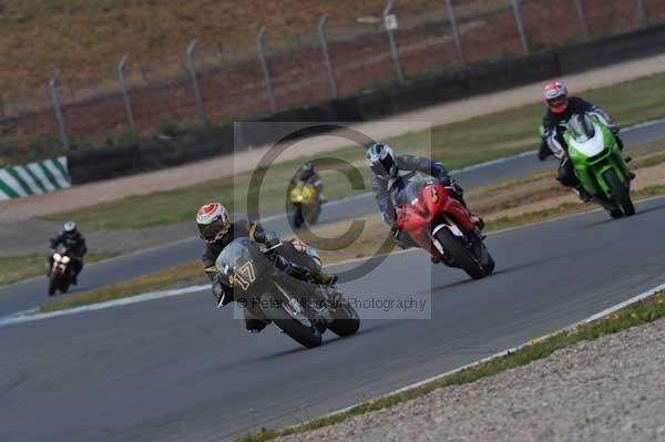 Motorcycle action photographs;Trackday digital images;donington;donington park leicestershire;donington photographs;event digital images;eventdigitalimages;no limits trackday;peter wileman photography;trackday;trackday photos