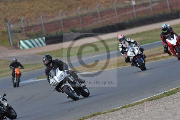Motorcycle action photographs;Trackday digital images;donington;donington park leicestershire;donington photographs;event digital images;eventdigitalimages;no limits trackday;peter wileman photography;trackday;trackday photos