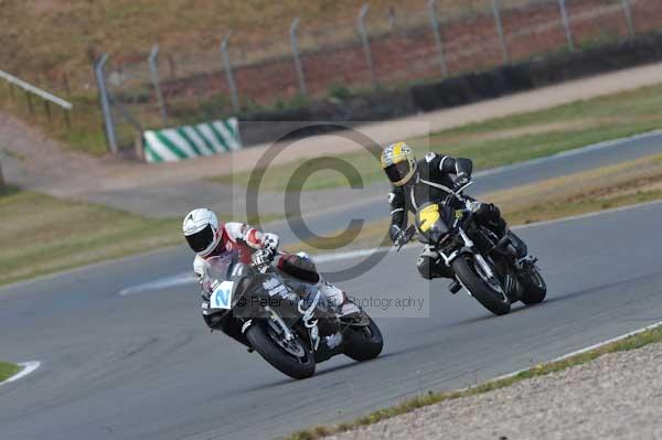 Motorcycle action photographs;Trackday digital images;donington;donington park leicestershire;donington photographs;event digital images;eventdigitalimages;no limits trackday;peter wileman photography;trackday;trackday photos