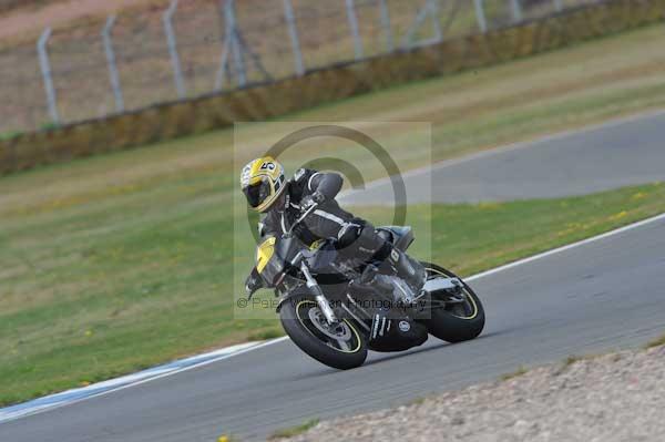 Motorcycle action photographs;Trackday digital images;donington;donington park leicestershire;donington photographs;event digital images;eventdigitalimages;no limits trackday;peter wileman photography;trackday;trackday photos