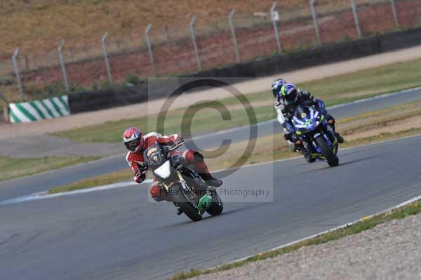 Motorcycle action photographs;Trackday digital images;donington;donington park leicestershire;donington photographs;event digital images;eventdigitalimages;no limits trackday;peter wileman photography;trackday;trackday photos