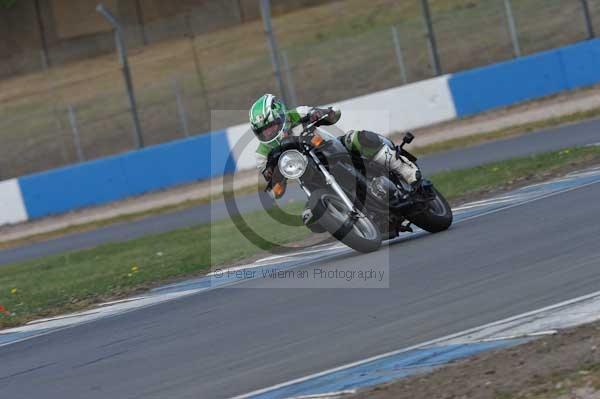 Motorcycle action photographs;Trackday digital images;donington;donington park leicestershire;donington photographs;event digital images;eventdigitalimages;no limits trackday;peter wileman photography;trackday;trackday photos