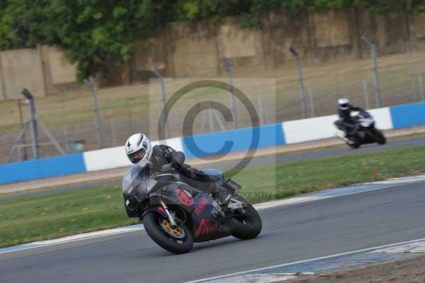 Motorcycle action photographs;Trackday digital images;donington;donington park leicestershire;donington photographs;event digital images;eventdigitalimages;no limits trackday;peter wileman photography;trackday;trackday photos