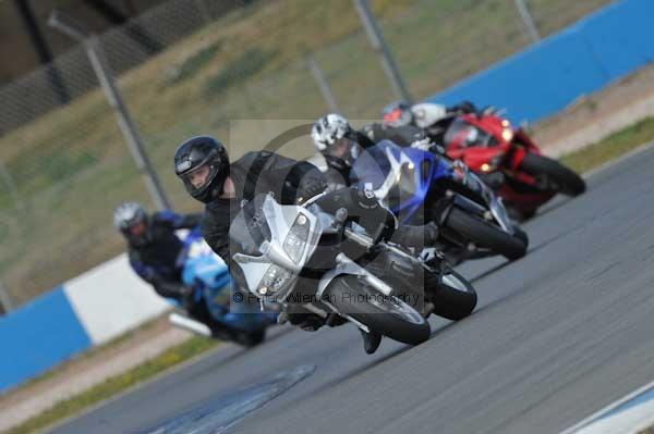 Motorcycle action photographs;Trackday digital images;donington;donington park leicestershire;donington photographs;event digital images;eventdigitalimages;no limits trackday;peter wileman photography;trackday;trackday photos
