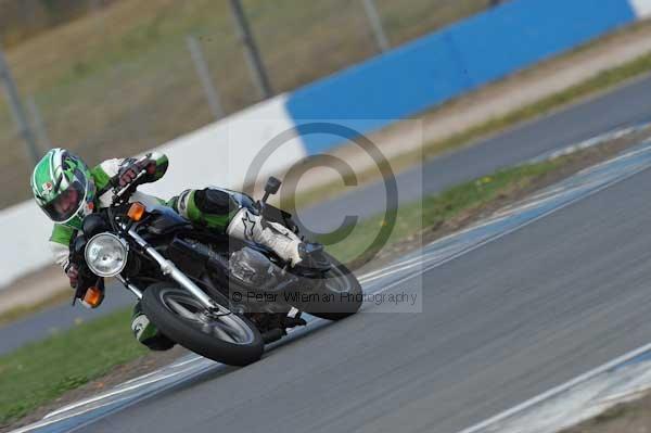 Motorcycle action photographs;Trackday digital images;donington;donington park leicestershire;donington photographs;event digital images;eventdigitalimages;no limits trackday;peter wileman photography;trackday;trackday photos