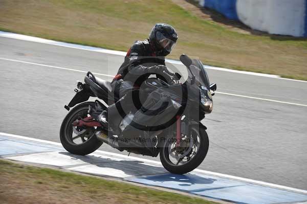 Motorcycle action photographs;Trackday digital images;donington;donington park leicestershire;donington photographs;event digital images;eventdigitalimages;no limits trackday;peter wileman photography;trackday;trackday photos