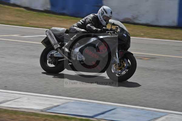 Motorcycle action photographs;Trackday digital images;donington;donington park leicestershire;donington photographs;event digital images;eventdigitalimages;no limits trackday;peter wileman photography;trackday;trackday photos