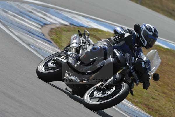 Motorcycle action photographs;Trackday digital images;donington;donington park leicestershire;donington photographs;event digital images;eventdigitalimages;no limits trackday;peter wileman photography;trackday;trackday photos