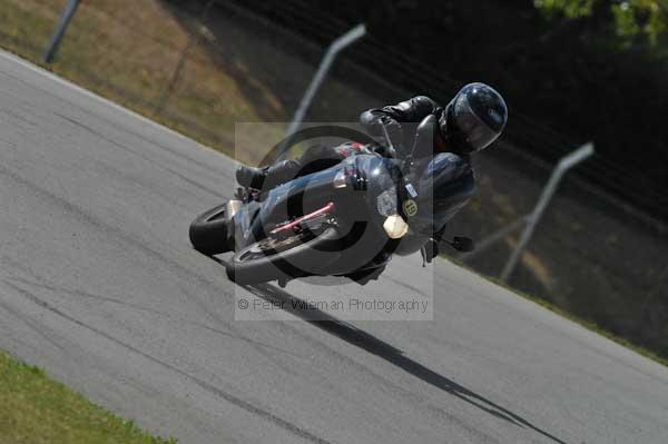 Motorcycle action photographs;Trackday digital images;donington;donington park leicestershire;donington photographs;event digital images;eventdigitalimages;no limits trackday;peter wileman photography;trackday;trackday photos