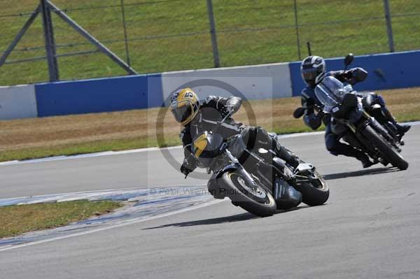 Motorcycle action photographs;Trackday digital images;donington;donington park leicestershire;donington photographs;event digital images;eventdigitalimages;no limits trackday;peter wileman photography;trackday;trackday photos