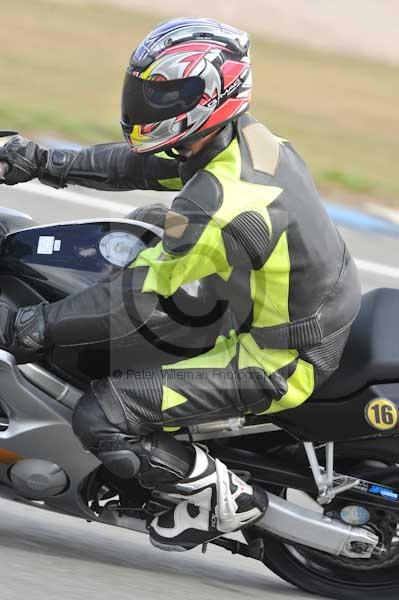 Motorcycle action photographs;Trackday digital images;donington;donington park leicestershire;donington photographs;event digital images;eventdigitalimages;no limits trackday;peter wileman photography;trackday;trackday photos