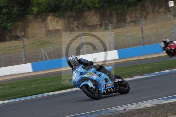 Motorcycle action photographs;Trackday digital images;donington;donington park leicestershire;donington photographs;event digital images;eventdigitalimages;no limits trackday;peter wileman photography;trackday;trackday photos