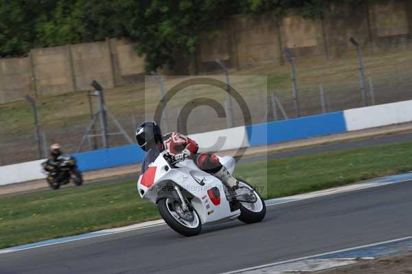 Motorcycle action photographs;Trackday digital images;donington;donington park leicestershire;donington photographs;event digital images;eventdigitalimages;no limits trackday;peter wileman photography;trackday;trackday photos