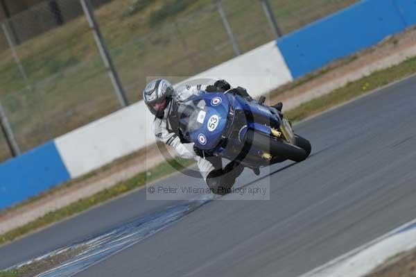Motorcycle action photographs;Trackday digital images;donington;donington park leicestershire;donington photographs;event digital images;eventdigitalimages;no limits trackday;peter wileman photography;trackday;trackday photos