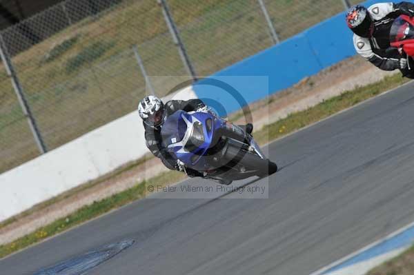 Motorcycle action photographs;Trackday digital images;donington;donington park leicestershire;donington photographs;event digital images;eventdigitalimages;no limits trackday;peter wileman photography;trackday;trackday photos