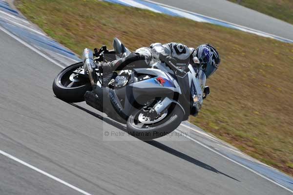 Motorcycle action photographs;Trackday digital images;donington;donington park leicestershire;donington photographs;event digital images;eventdigitalimages;no limits trackday;peter wileman photography;trackday;trackday photos