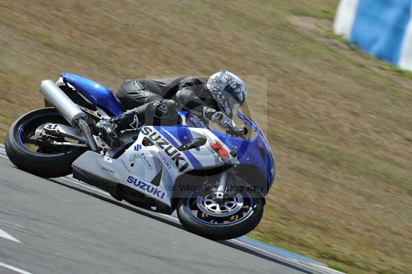 Motorcycle action photographs;Trackday digital images;donington;donington park leicestershire;donington photographs;event digital images;eventdigitalimages;no limits trackday;peter wileman photography;trackday;trackday photos