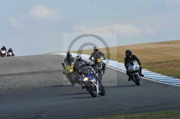 Motorcycle action photographs;Trackday digital images;donington;donington park leicestershire;donington photographs;event digital images;eventdigitalimages;no limits trackday;peter wileman photography;trackday;trackday photos