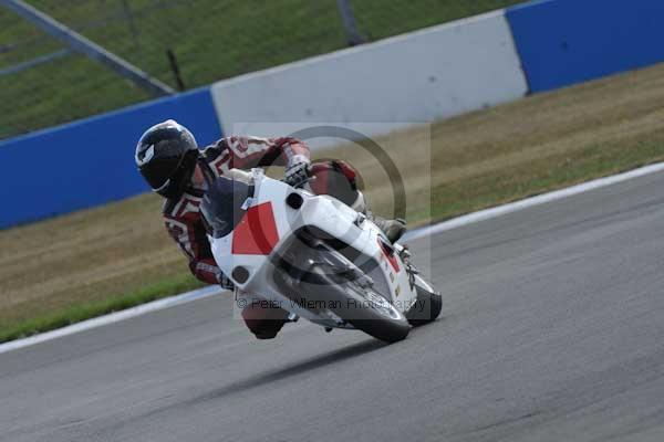 Motorcycle action photographs;Trackday digital images;donington;donington park leicestershire;donington photographs;event digital images;eventdigitalimages;no limits trackday;peter wileman photography;trackday;trackday photos